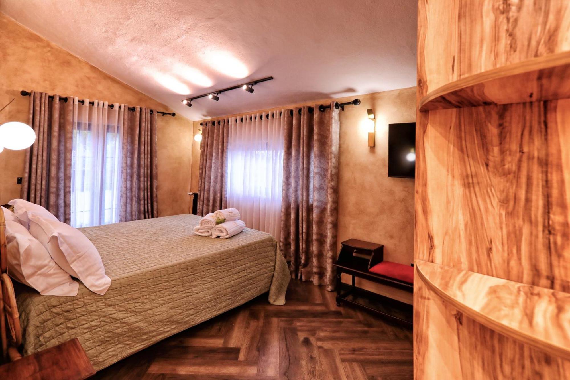 Hotel Labiatan Zogaji المظهر الخارجي الصورة